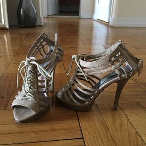 Steve Madden Gladiator Lace Up Heels Size 6